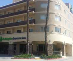 Hotel Holiday Inn Express and Suites Pasadena-colorado Blvd, An Ihg