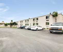 6 Carson, Ca