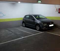 Dinya Lisbon and Lounge Bar