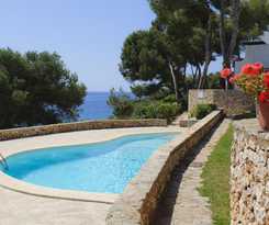  Ferrera Park Garden Apartment