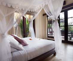Hotel Amertha Bali Villas Beach Front Resort and Spa