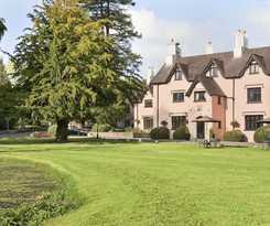 Hotel Cwrt Bleddyn and Spa