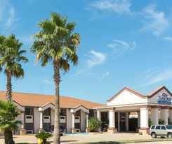 Hotel Baymont By Wyndham Port Arthur/groves Area