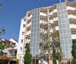 Hotel Grand Uyut