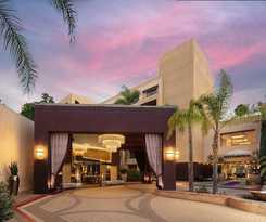 Hotel Avenue Of The Arts Costa Mesa, A Tribute Portfolio