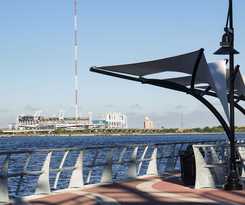 Doubletree By Hilton Jacksonville Riverfront