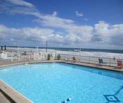 Daytona Inn Beach Resort