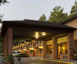 Howard Johnson By Wyndham Tallahassee