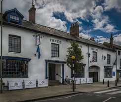 Hotel The Three Swans , Hungerford, Berkshire