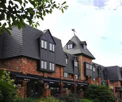 Hotel Village Warrington