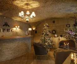 Iris Hotel