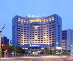 Jinjiang Metropolo Magnotel Parking Lot (Siping Road)