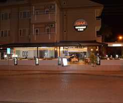Isla Apartments