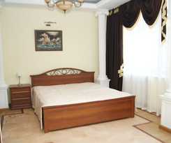 Hotel Dynasty Apartments