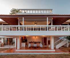 Hotel Baan Khunying - Secluded Beachfront Villa