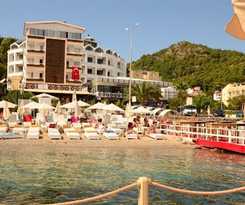 Class Beach Hotel