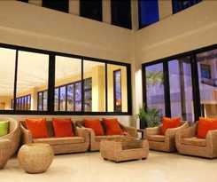 La Villa Khon Kaen