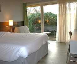 Kyriad Angoulême Nord Champniers - and Résidence