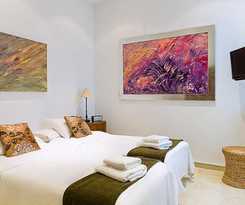 Puerta Catedral Studios - Sevilla