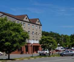 Hotel Wayfinder Newport