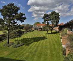 Knights Hill and Spa