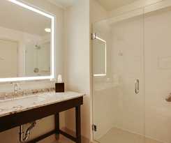 Hotel Embassy Suites By Hilton New Orleans