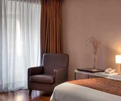 Hotel San Isidro Plaza