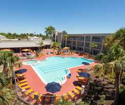 La Quinta Inn and Suites by Wyndham Ft. Myers-Sanibel Gateway