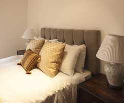 Piccadilly Circus Apartments