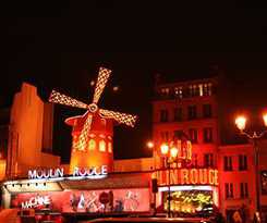  Moulin Rouge