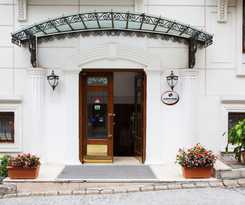 Hotel Albinas Old City