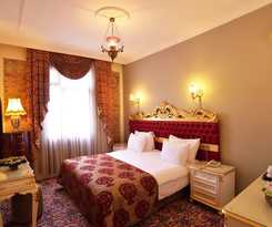 By Murat Crown Hotel
