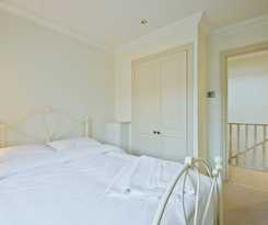 Vacation Apartments - Hyde Park