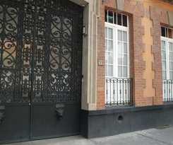 El Patio 77