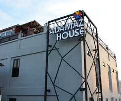 Adamaz House