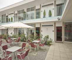 Welcome In - Suites and