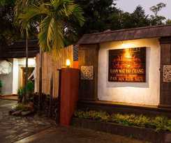 Laan Mai Fai Chang Resort