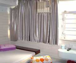 Yue Ka Guest House - 52-54 Argyle Street