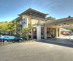 Vagabond Inn Executive Old Town