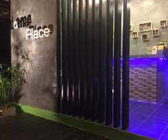 Loma Place