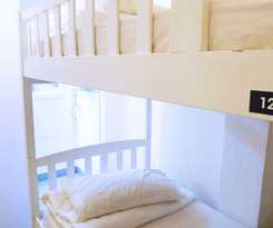 K Hotel Aliwal - Hostel