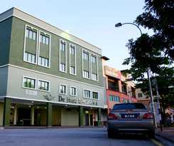 Oyo 90865 De Nice Inn