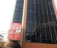 Oyo 390 Mayview Glory