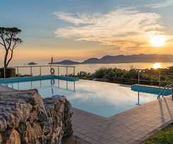 Hotel Golfo Dei Poeti Relais and Spa