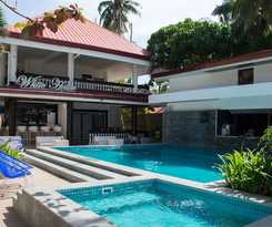 White House Beach Resort