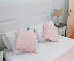 Lisbon Terrace Suites