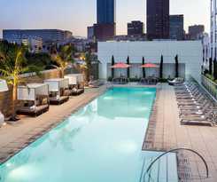 Courtyard Los Angeles L.a. Live