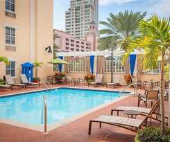 Hampton Inn and Suites St. Petersburg/downtown