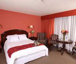 Suites Plaza Las Flores Aparthotel