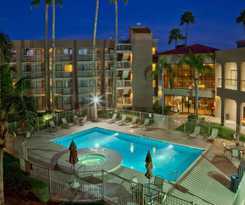 Best Western Plus Scottsdale Thunderbird Suites